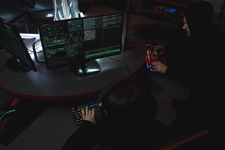 Cognitive warfare: disinformazione, social engineering e minacce cyber